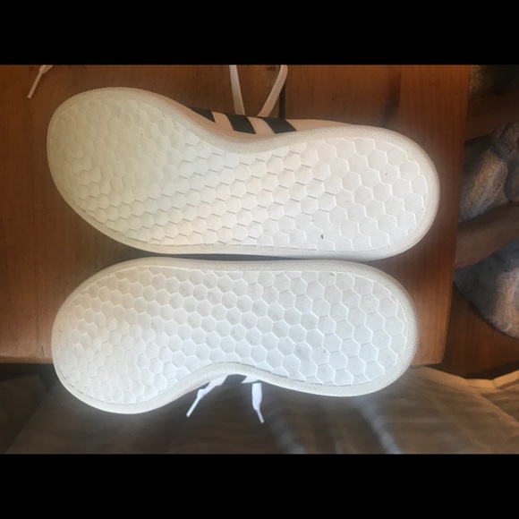 Adidas Women’s grand court sneaker - Picture 5 of 5